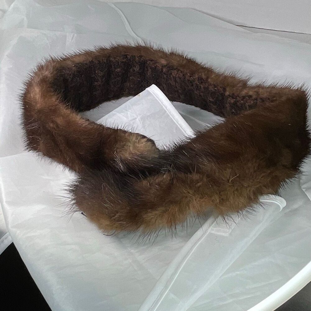 Vintage brown mink collar with hook closure